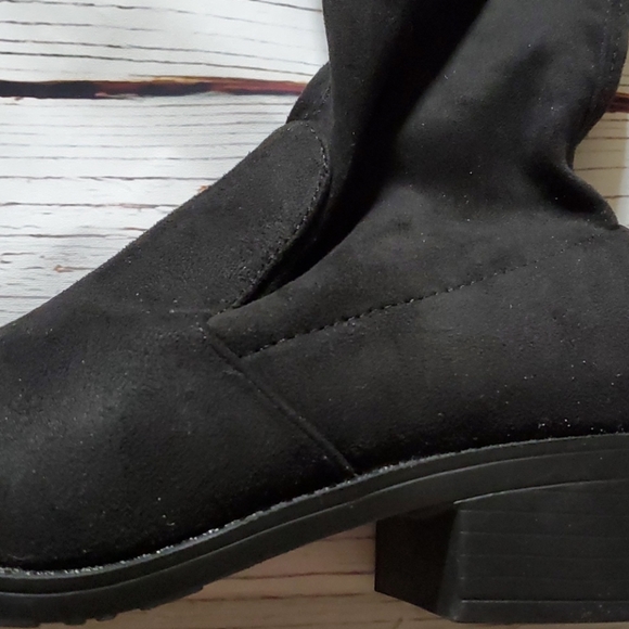 🆕️ LULUS BLACK SUEDE THIGH HIGH BOOTS - Picture 5 of 8